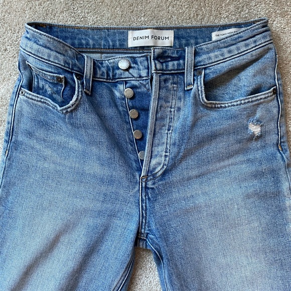 Denim Forum/ The Yoko High Rise Slim Jean - Picture 3 of 4